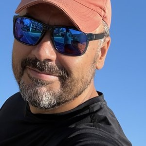 BÜLENT AKDENİZ