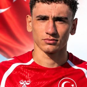 YAĞIZ HAÇAT
